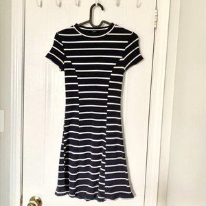 !! Forever 21 Dress !!